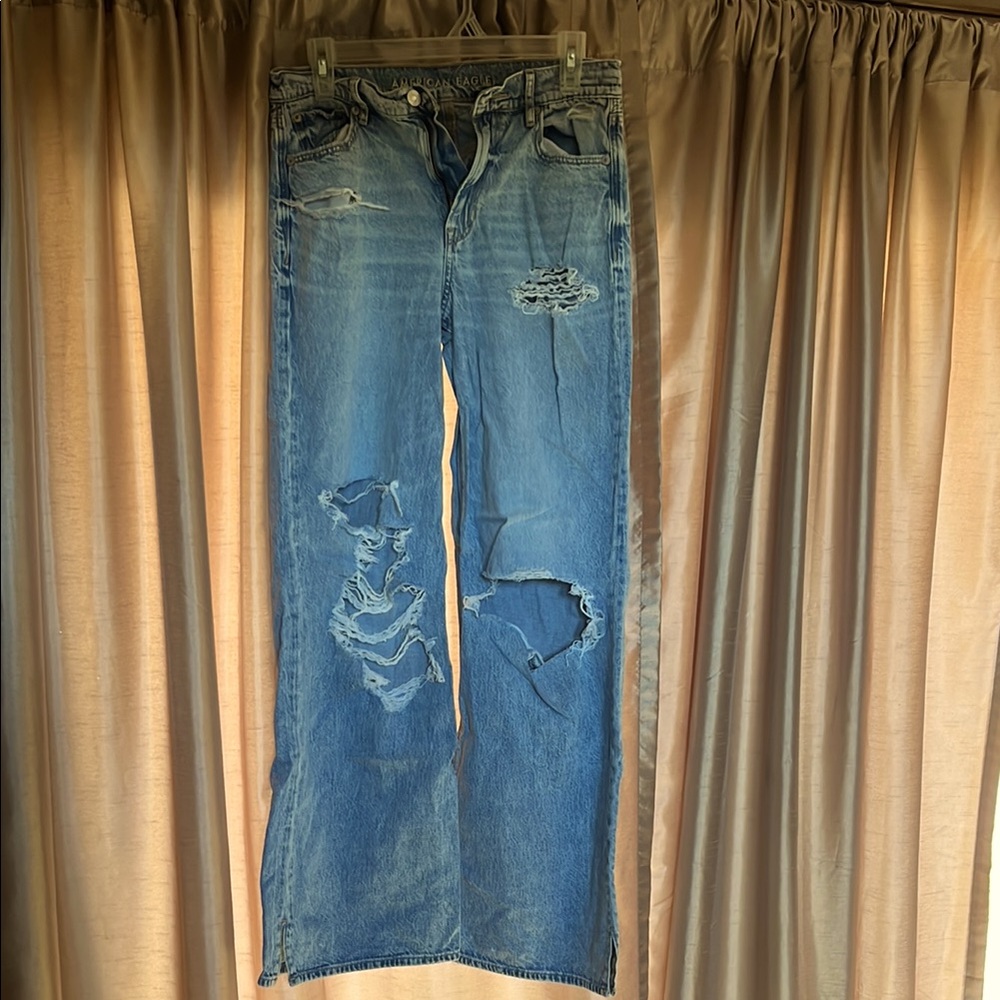 American Eagle Outfitters Distressed Blue Jeans for women